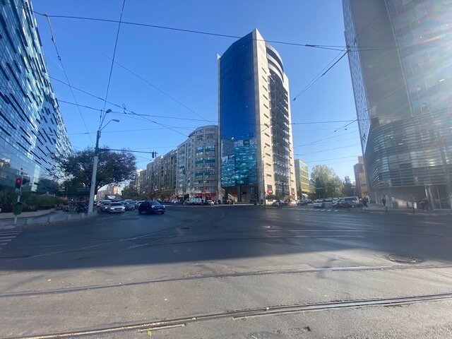 Titulescu Victoriei stradal 4camere pretabil birou